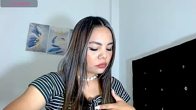 Snapshot of Kylie_loveee chatting on April 15, 2026, 3:01 am Kylie loveee online show from April 15, 2026, 3:01 am