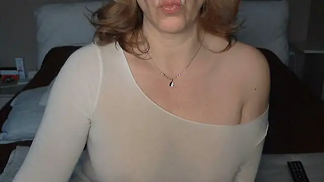 Snapshot of -K-- chatting on February 11, 2026, 10:15 am -K-- online show from February 11, 2026, 10:15 am