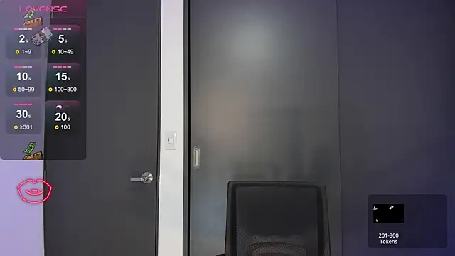 MeganWhite3 online show from September 21, 2025, 6:29 am