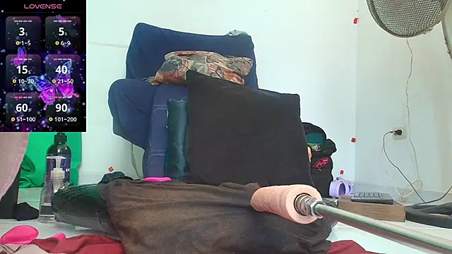 abigail curvy online show from September 30, 2025, 3:07 pm