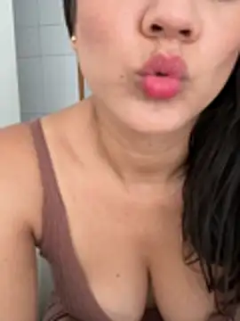 Snapshot of mahia_queen chatting on June 15, 2026, 10:09 pm mahia queen online show from June 15, 2026, 10:09 pm