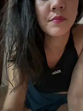 Snapshot of mahia_queen chatting on June 16, 2026, 11:38 pm mahia queen online show from June 16, 2026, 11:38 pm
