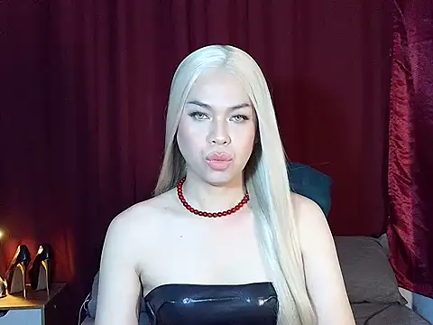 MistressLuna1 online show from June 2, 2026, 8:20 pm