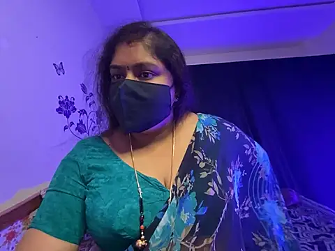 Love 4Sex online show from June 24, 2026, 5:17 am