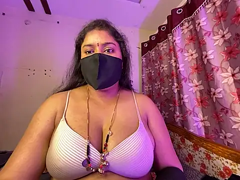 Snapshot of Love_4Sex chatting on February 6, 2026, 5:47 am Love 4Sex online show from February 6, 2026, 5:47 am