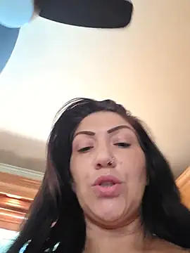 LittleMissEeve online show from July 8, 2026, 4:07 pm