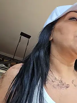 LittleMissEeve online show from June 7, 2026, 4:34 pm