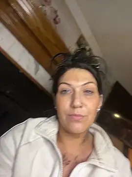 LittleMissEeve online show from June 8, 2026, 2:12 am