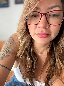 DIANITA 1988 online show from June 14, 2026, 2:51 pm