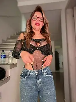 DIANITA 1988 online show from June 15, 2026, 3:55 pm