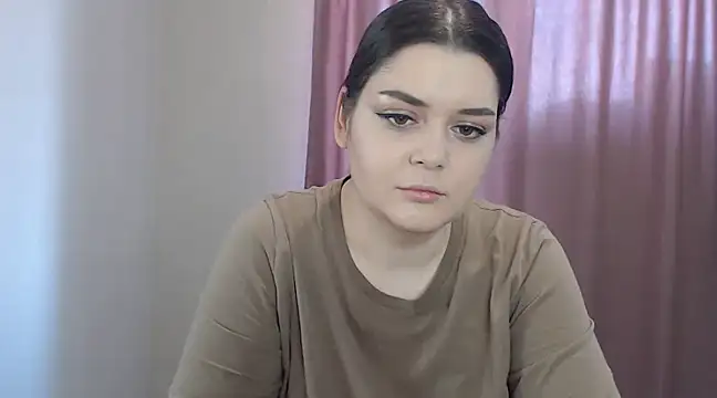 ohhhMie online show from March 22, 2025, 8:40 am