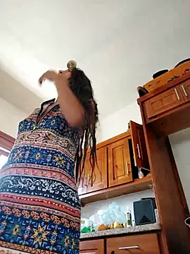 Luna-Natural online show from February 12, 2026, 6:18 pm