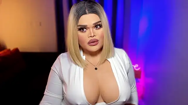 KarolinaThompson online show from February 16, 2025, 9:15 am