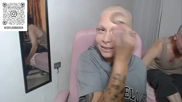 moon cat85 online show from February 17, 2025, 10:49 pm