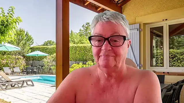 GrannyChrissy68 online show from July 19, 2026, 1:30 pm