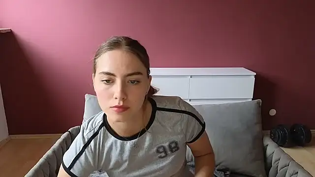 RubyRubin online show from September 9, 2025, 2:04 pm