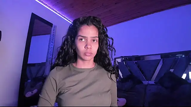 ximena diaz online show from October 9, 2025, 11:16 pm