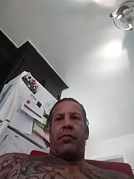 Snapshot of trucker1979 chatting on May 27, 2026, 4:36 pm trucker1979 online show from May 27, 2026, 4:36 pm