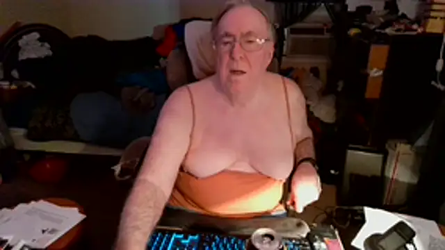 Toastir online show from February 6, 2026, 10:28 pm