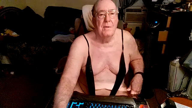 Toastir online show from October 4, 2025, 4:30 pm