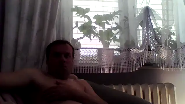 grzes19763 online show from April 26, 2026, 12:46 pm