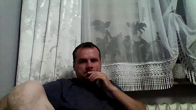 grzes19763 online show from June 18, 2026, 7:52 pm