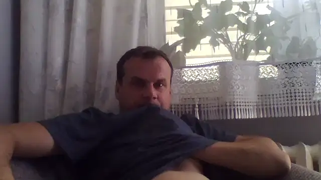 grzes19763 online show from June 17, 2026, 9:08 am