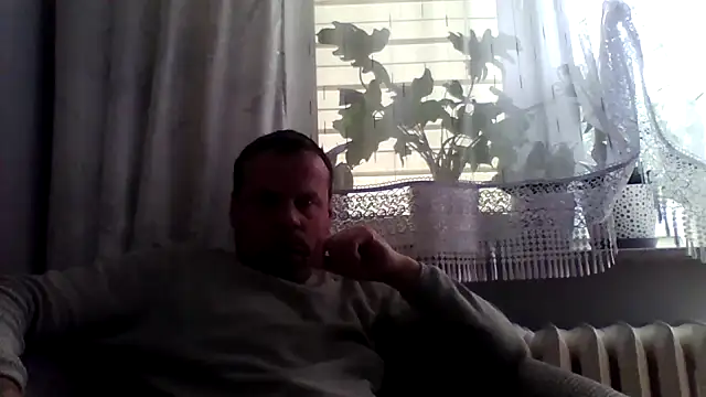 grzes19763 online show from June 16, 2026, 9:31 am