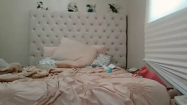 beautylovess online show from July 28, 2026, 8:52 pm