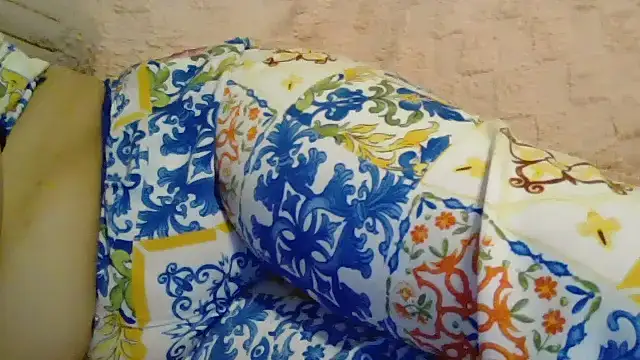 Snapshot of beautylovess chatting on March 8, 2026, 2:15 am beautylovess online show from March 8, 2026, 2:15 am