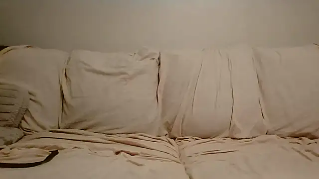 beautylovess online show from June 28, 2026, 1:34 am