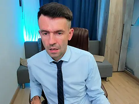 SteveTiger online show from September 23, 2025, 11:39 am