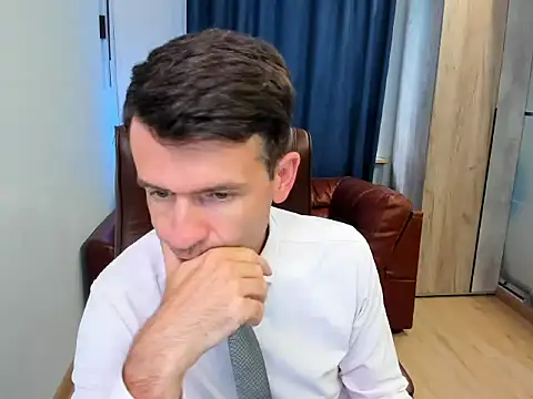 SteveTiger online show from September 18, 2025, 1:14 pm