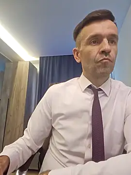 SteveTiger online show from September 25, 2025, 2:01 pm