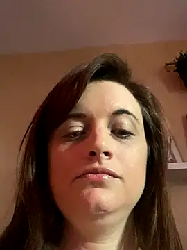 PhotoBabe online show from September 17, 2025, 5:15 pm