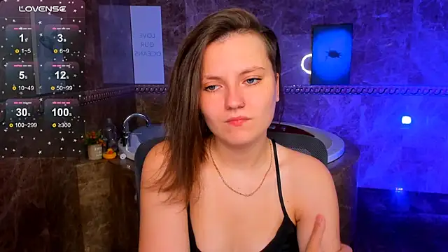 MelindaTin online show from June 20, 2026, 1:43 am