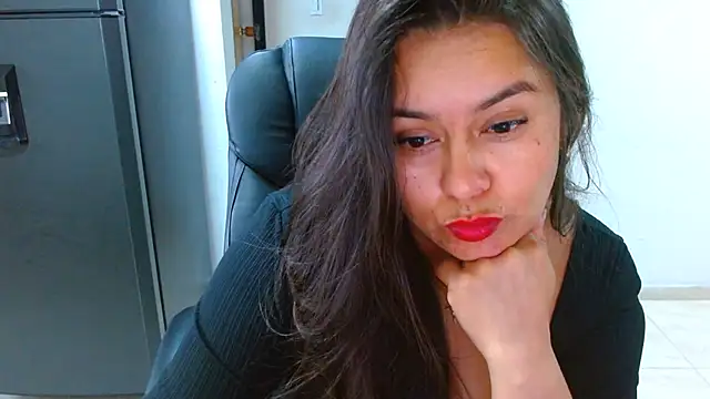 Ixchel Anaid online show from July 27, 2026, 11:39 am
