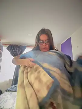 Ixchel Anaid online show from February 5, 2026, 12:12 pm