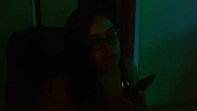 Ixchel Anaid online show from May 4, 2026, 2:37 am