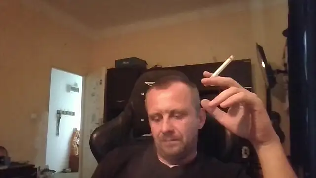 MrWhitePL online show from July 13, 2026, 3:11 pm