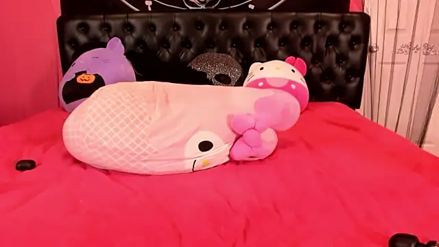 EVILYN online show from February 14, 2025, 8:42 am