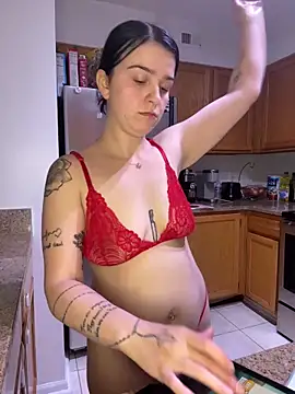 joeystaciee online show from June 6, 2026, 1:33 am
