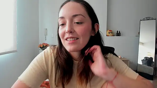 molly marmalade  online show from March 4, 2025, 5:45 pm