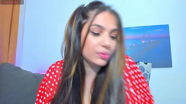 Snapshot of Emma_Muller32 chatting on July 20, 2026, 10:45 pm Emma Muller32 online show from July 20, 2026, 10:45 pm