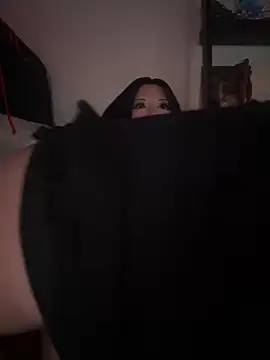 Amanita Bloom online show from March 9, 2025, 9:24 am