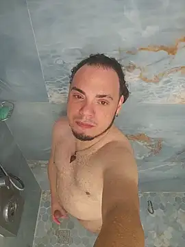 latinoflpr online show from February 10, 2026, 3:05 am