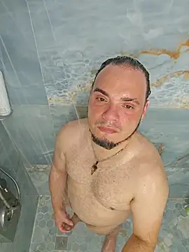 latinoflpr online show from March 25, 2026, 12:22 am