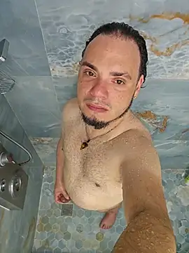 latinoflpr online show from March 24, 2026, 2:44 am