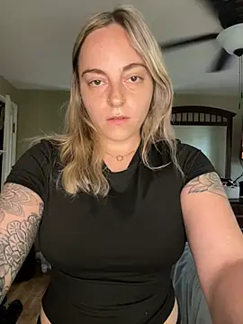 jaseyrae online show from June 9, 2026, 4:52 pm