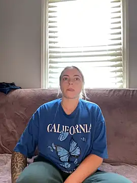 jaseyrae online show from June 25, 2026, 11:48 am